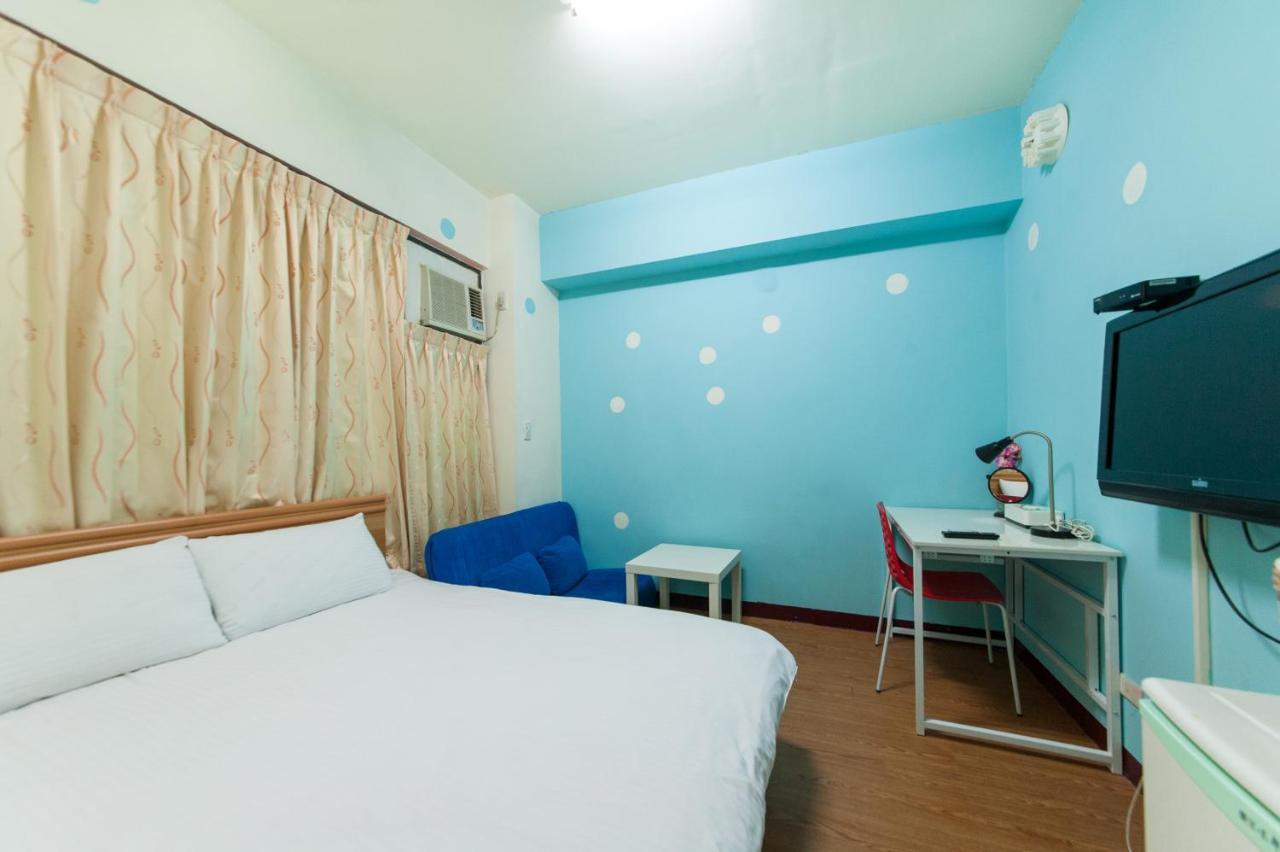 تايتشونغ Fengjia Qing Su Homestay المظهر الخارجي الصورة