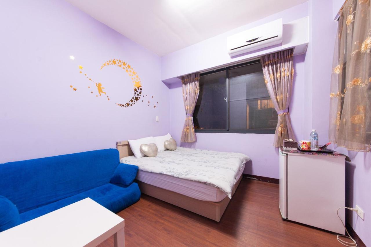 تايتشونغ Fengjia Qing Su Homestay المظهر الخارجي الصورة